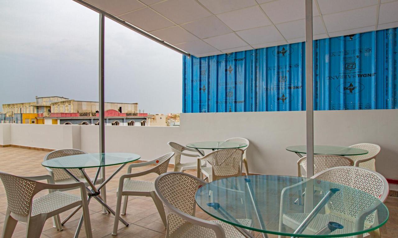 Treebo Abhi Suites, 400 Mts From Guntur Junction Exterior photo