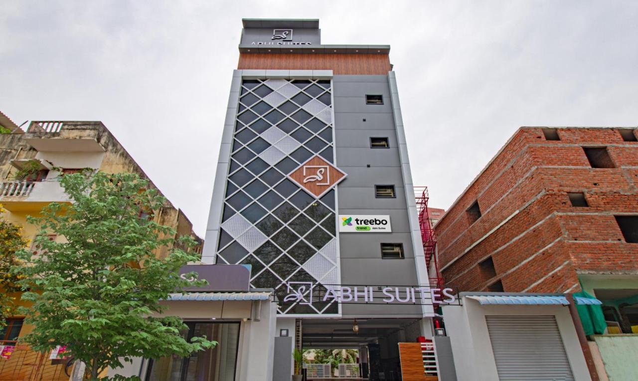Treebo Abhi Suites, 400 Mts From Guntur Junction Exterior photo