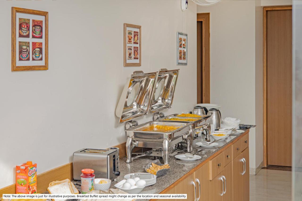 Treebo Abhi Suites, 400 Mts From Guntur Junction Exterior photo